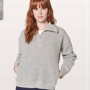 Lululemon‎ Athletica Gray Sweatshirt Sherpa and quarter zip w pockets